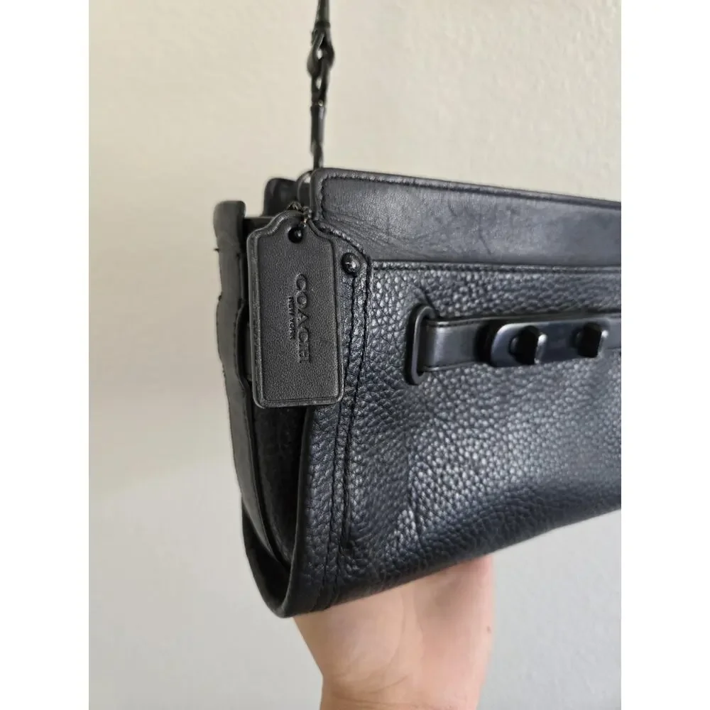 Coach Swagger Matte Black Pebble Leather Wristlet Crossbody Handbag Purse